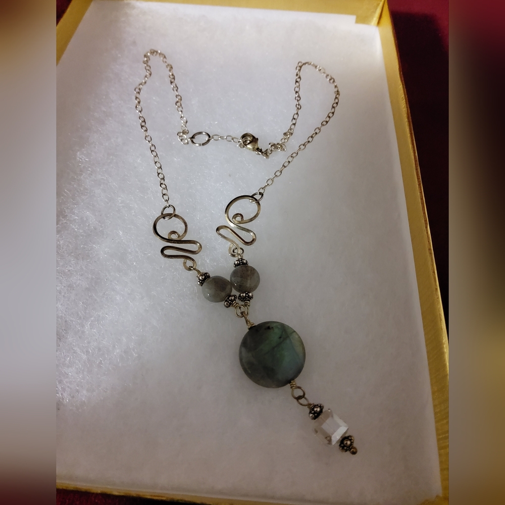 🇨🇦Sterling silver Artisan Necklace
